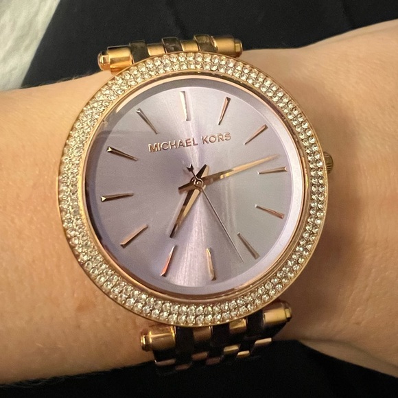 Michael Kors Darci watch- purple face- Rose Gold - Picture 1 of 4